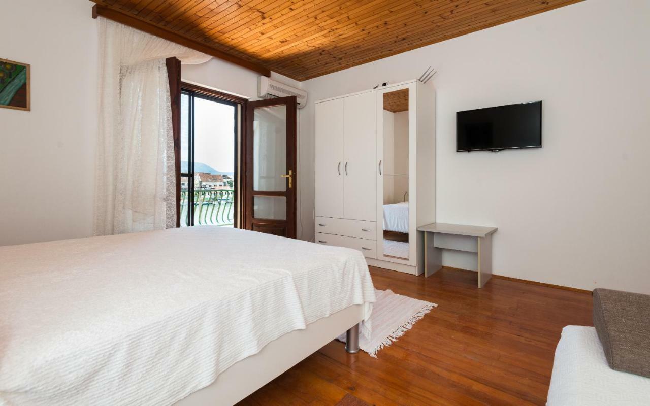 Apartments Azzurro Blace Dış mekan fotoğraf