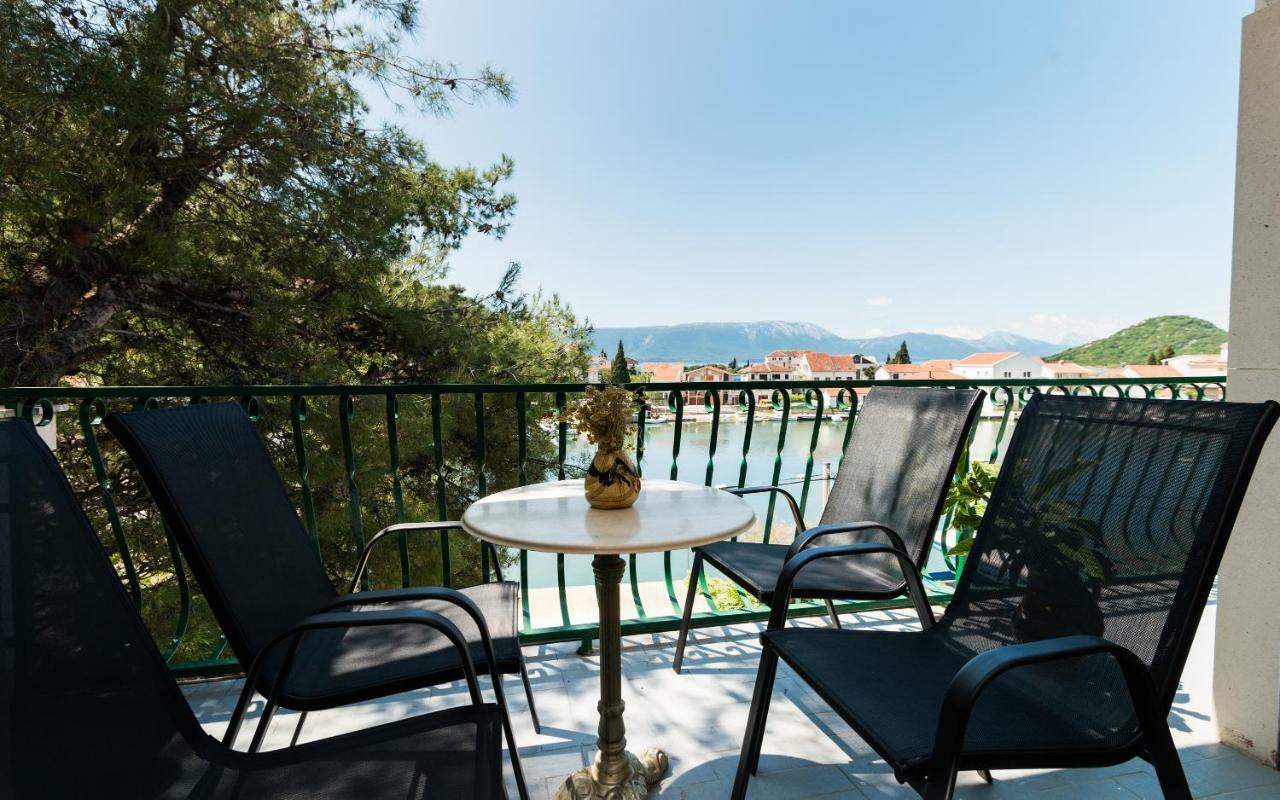Apartments Azzurro Blace Dış mekan fotoğraf