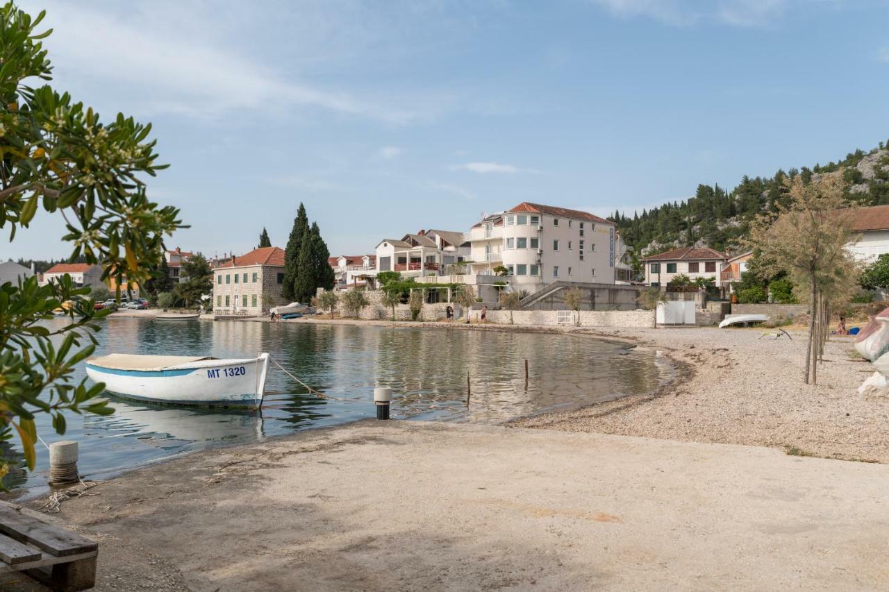 Apartments Azzurro Blace Dış mekan fotoğraf