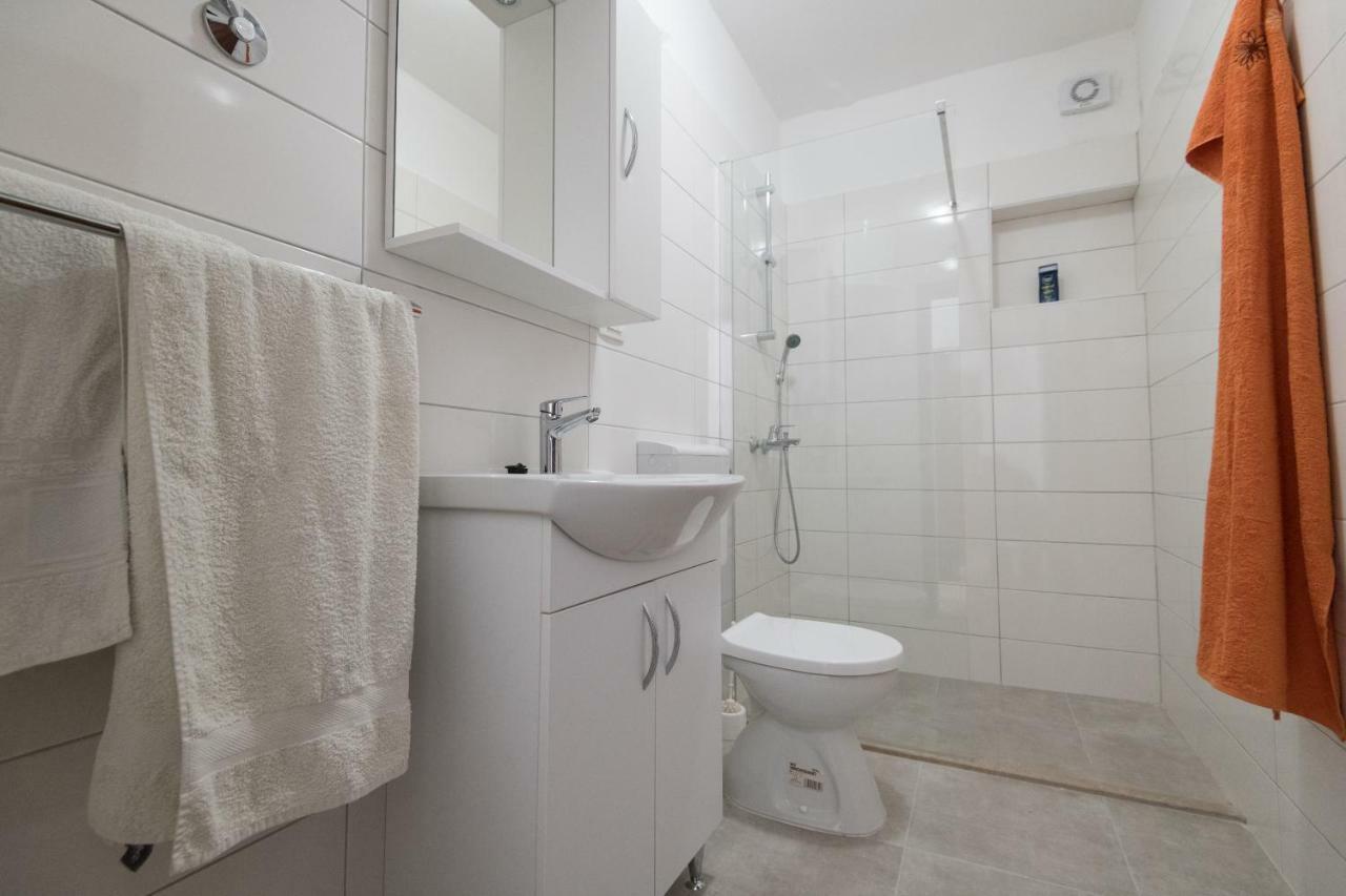Apartments Azzurro Blace Dış mekan fotoğraf